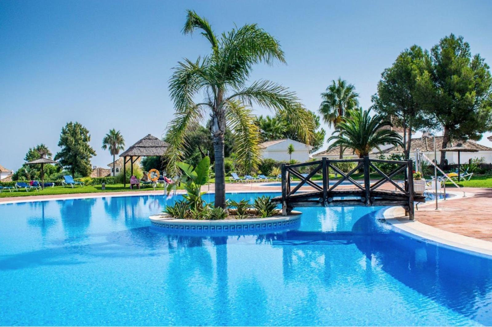 Duquesa Suites Golf And Garden Castillo de Sabinillas Zewnętrze zdjęcie